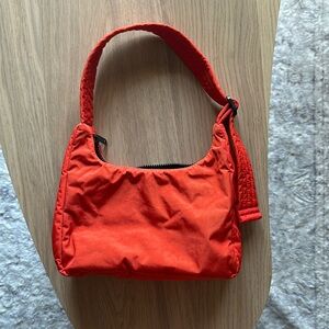 BAGGU Mini Nylon Shoulder Bag - TOMATO